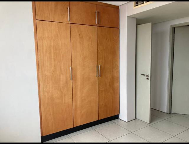1 BEDROOM APARTMENT FOR SALE IN POINT WATERFRONT